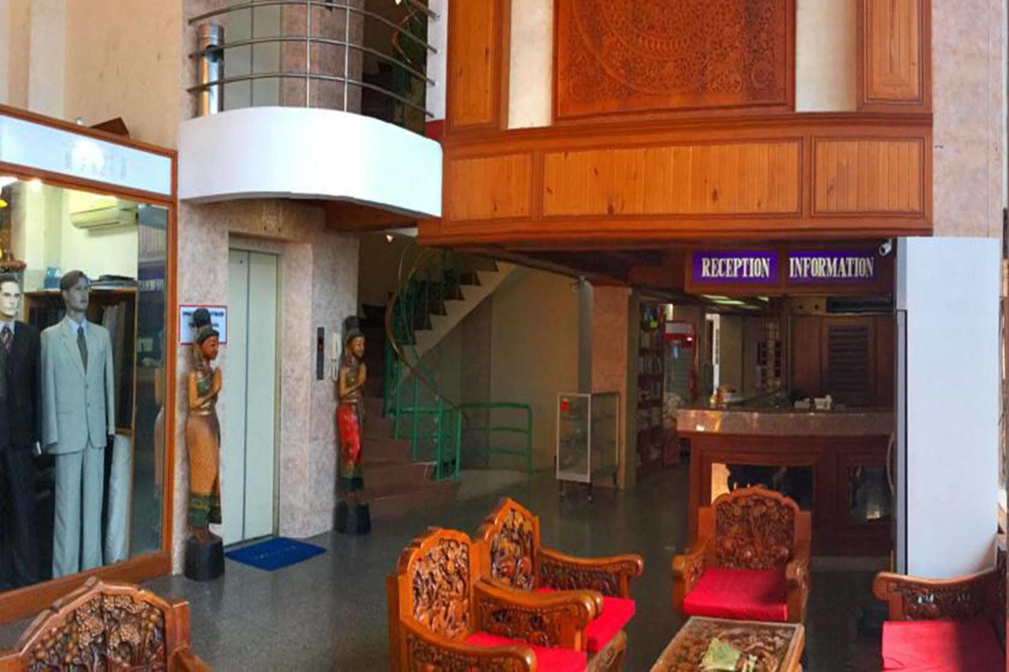 Bliss Mansion Hotel Pattaya Exterior photo
